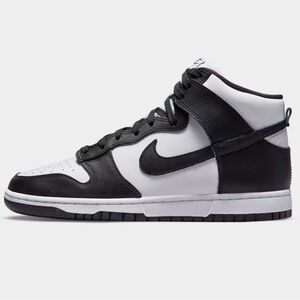 Nike Women’s Panda Dunks